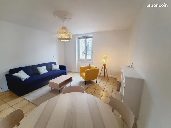 T2 duplex meublé de 50 m² - La Daguenière