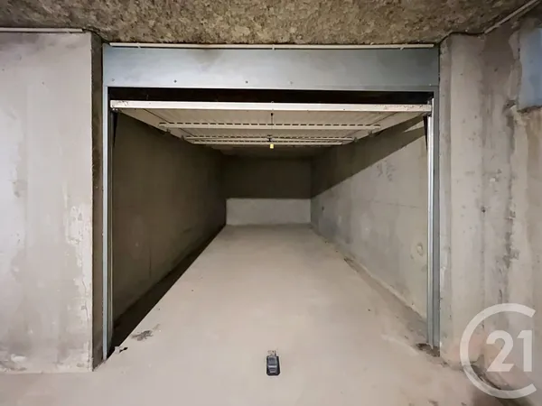 Parking 12 m²