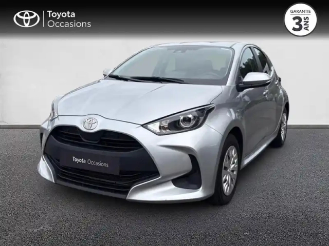 Toyota Yaris 120 vvt-i dynamic business 5p mc24
