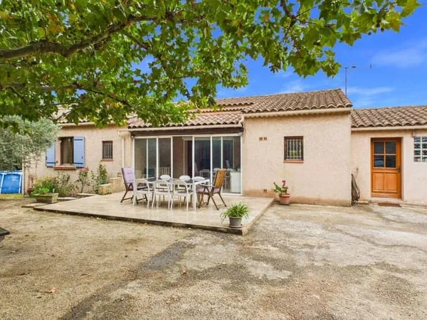 Maison de plain-pied 5 pièces 140 m²