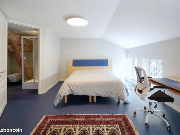 Maison 9 pièces 24 m²