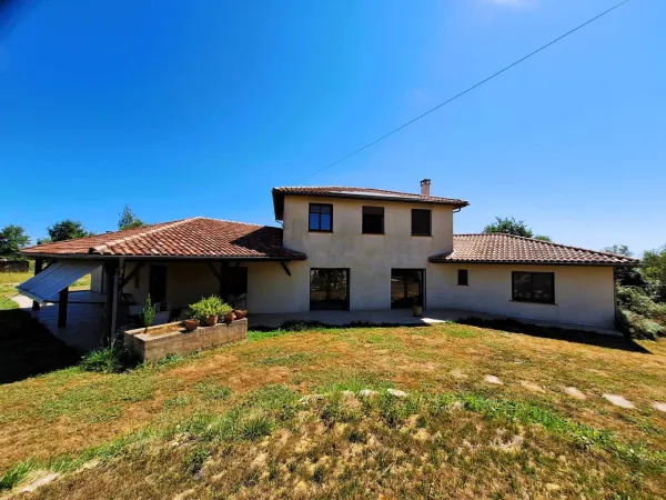 Maison 6 pièces 250 m²