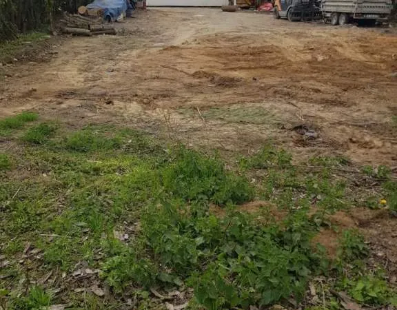 Terrain 866 m²