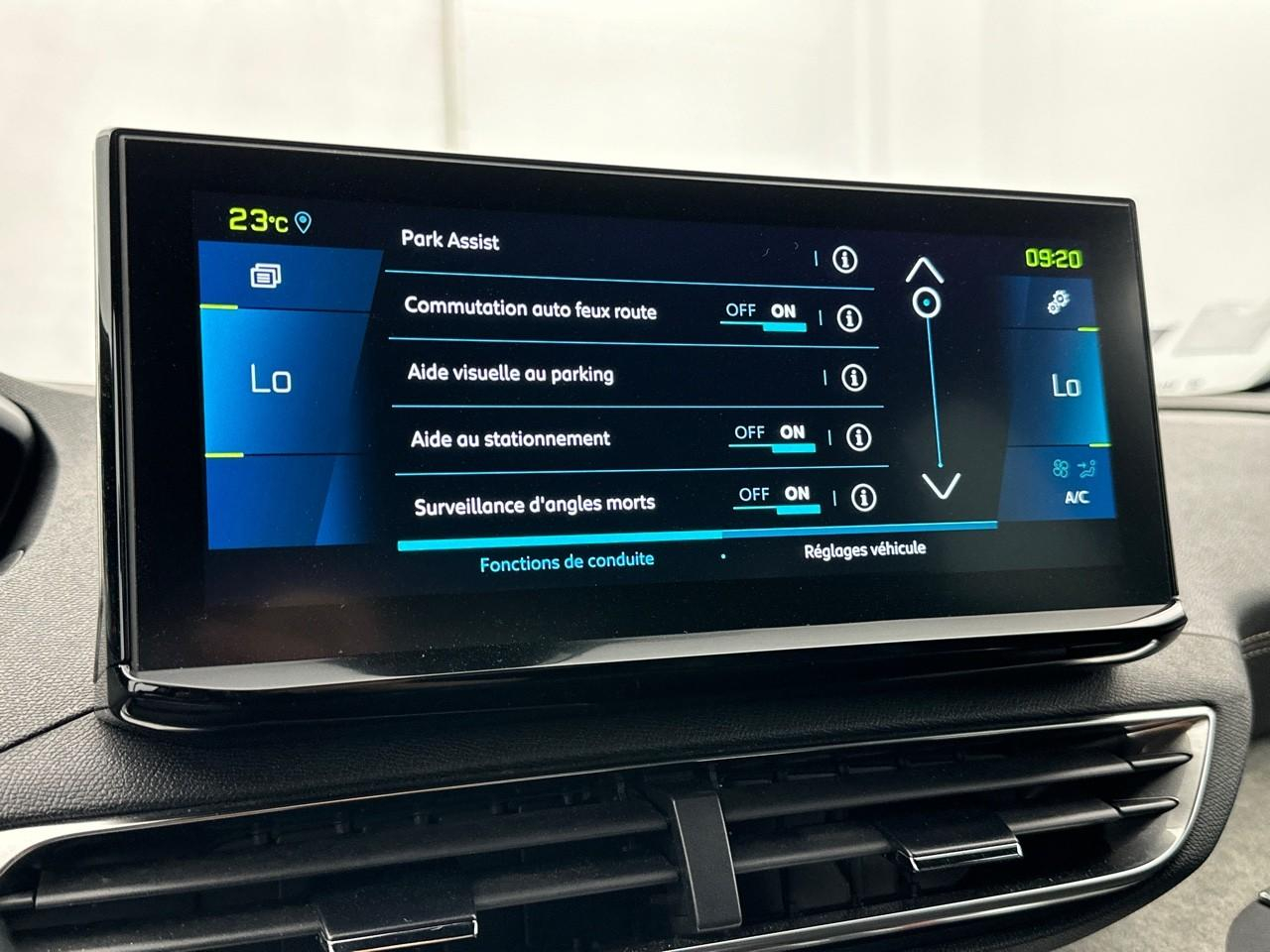 Peugeot 3008 hybrid 225 e-eat8 gt pack — photo 23
