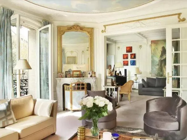 Appartement 7 pièces 270 m²