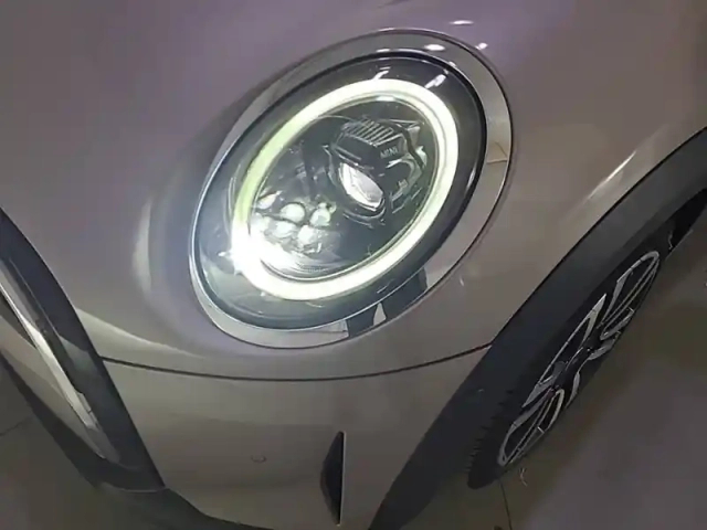 Mini Mini cabriolet cooper 136 ch dkg7 — photo 53
