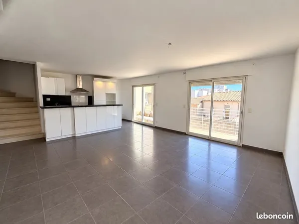 Triplex 4 pièces 111 m²