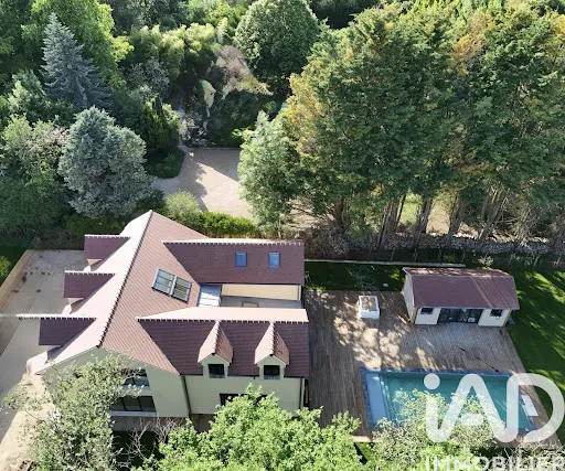 Maison 12 pièces 360 m²