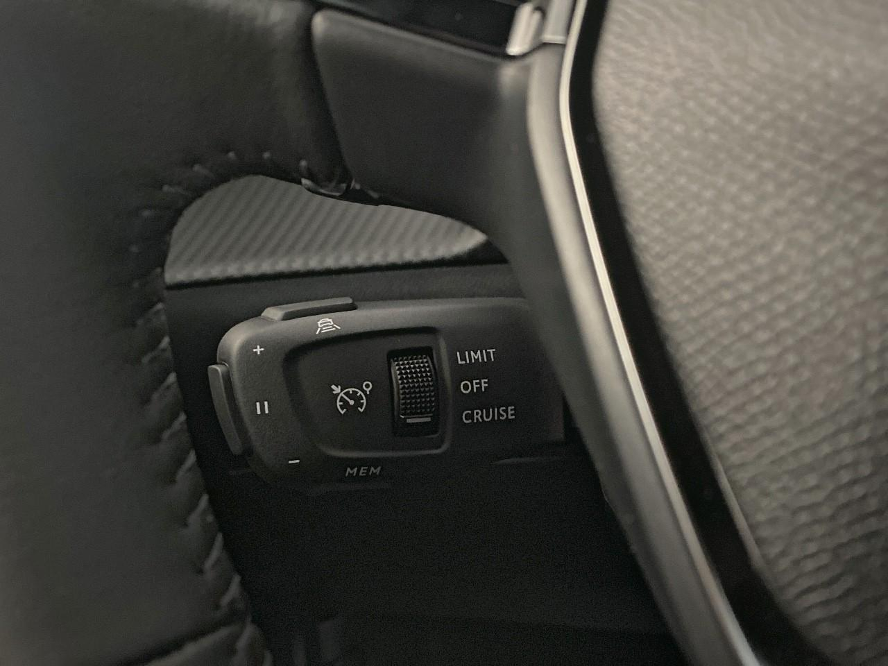 Peugeot 2008 hybrid 145 ch e-dcs6 allure — photo 20
