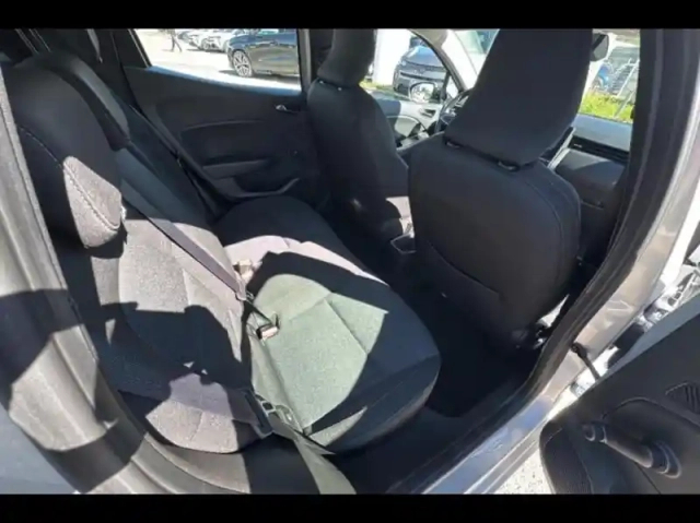 Renault Clio 1.0 tce 90ch equilibre — photo 11