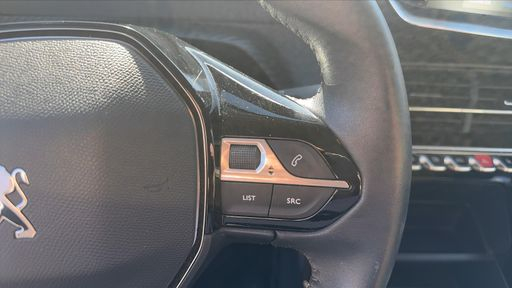 Peugeot 208 1.2 PureTech 75 - Active – 2021 – 67095 km – Essence – Boîte Manuelle — photo 14