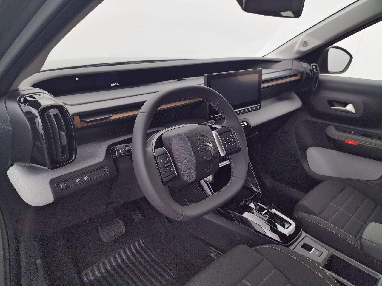 Citroën C3 Aircross hybride 145 ch aut plus — photo 9