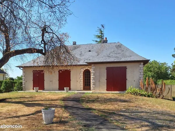 Maison centre doué en Anjou
