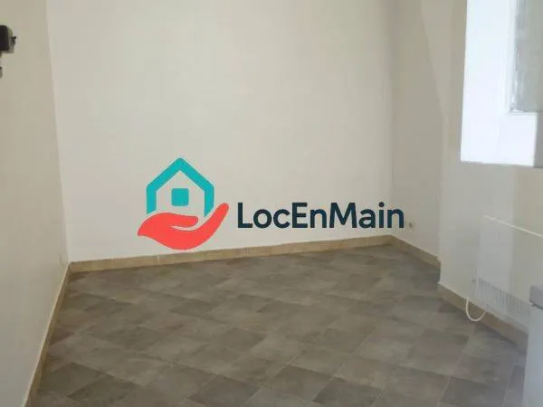 Studio 1 pièce 12 m²