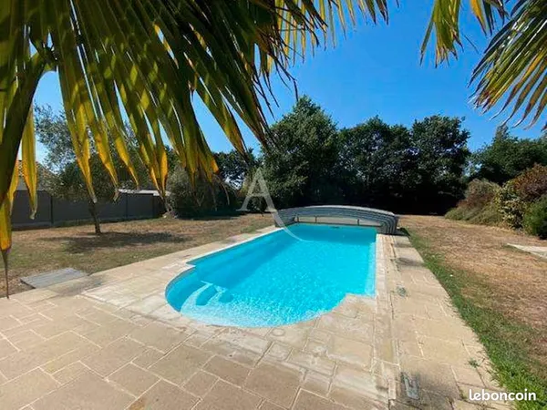 Chalet 6 pièces 104 m²