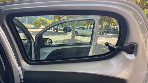 Peugeot 108 1.0 VTi 72 - Active – 2019 – 52682 km – Essence – Boîte Manuelle — photo 2