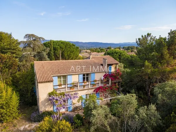 Maison 6 pièces 181 m²
