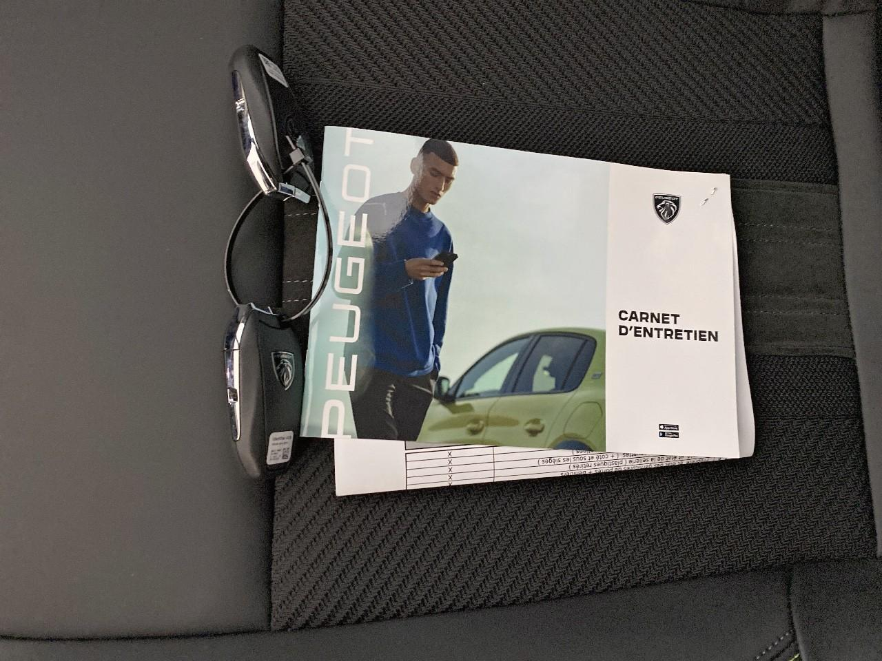 Peugeot 408 hybrid 145 e-dcs6 gt — photo 13