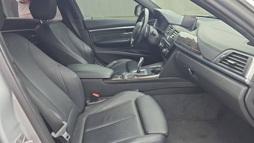 BMW Serie 3 330e 252 BVA8 - Luxury – 2016 – 152763 km – Hybride rechargeable – Boîte Automatique — photo 23