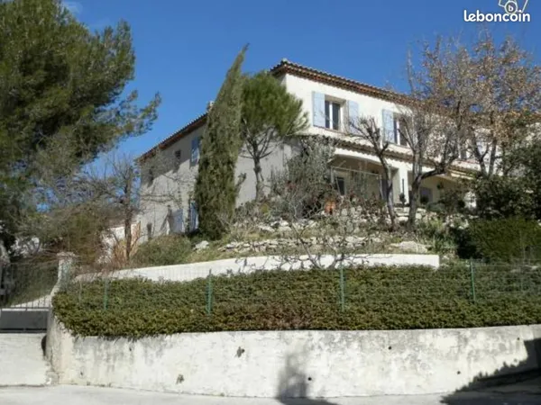 BIVER / MIMET location maison 145m²