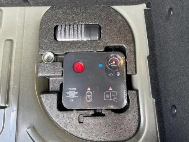 Mini Mini 5 portes cooper 136ch edition camden — photo 10