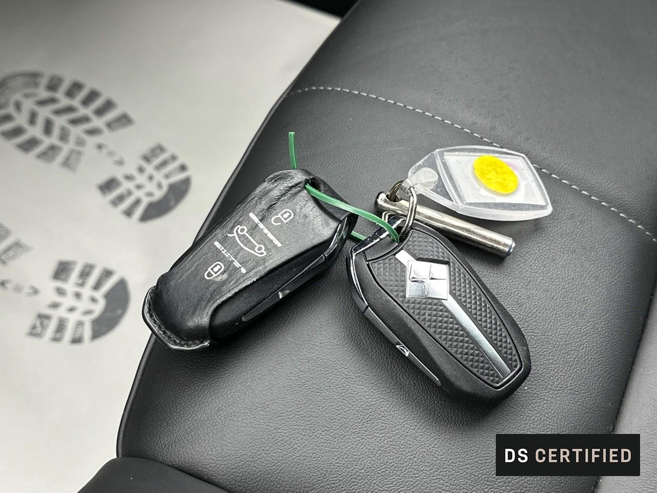 Ds Ds 4 hybride e-tense 225 eat8 rivoli — photo 35