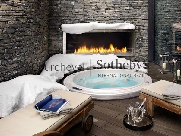 Chalet 7 pièces 300 m²