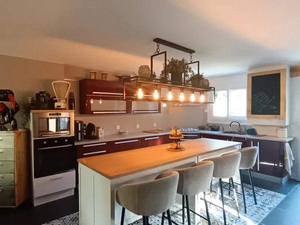 Maison 4 pièces 126 m²
