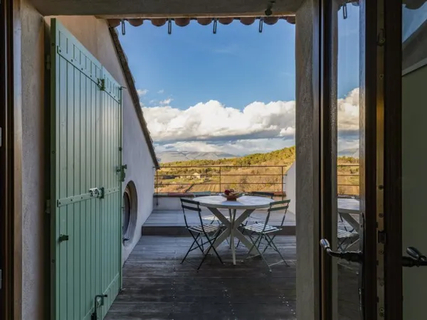 Loue maison meublée à l'année vue magnifique sur mont Ventoux