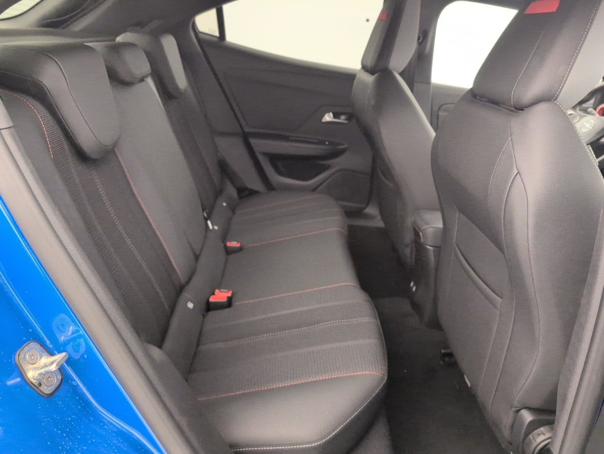 Opel Mokka — photo 10
