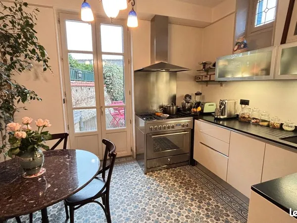 Maison 5 pièces 136 m²