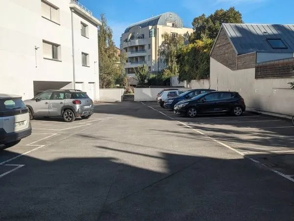 Location place parking quartier Oberthür