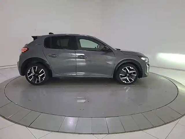Peugeot 208 hybrid 110 e-dcs6 — photo 4