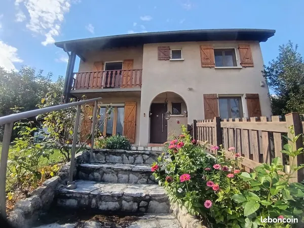 Maison 6 pièces 132 m2