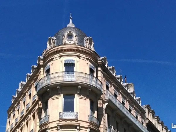 PART. Loue T2bis de prestige. Capitole