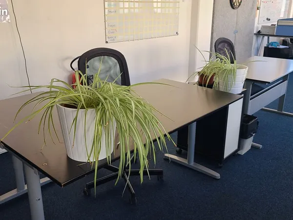 Bureau en location à la journée - Aix-en-Provence / Les Milles - 7€ HT/jour/poste