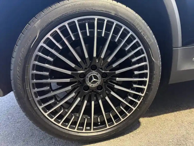Mercedes Eqa 250 — photo 56