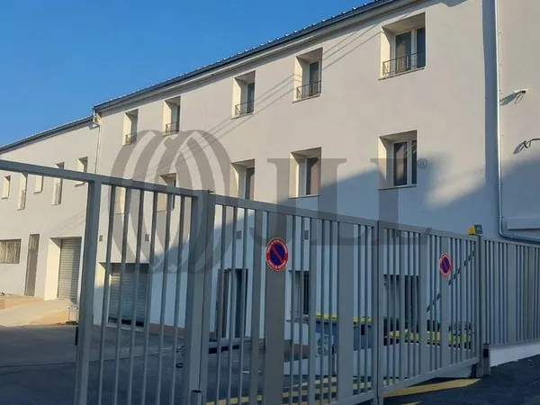 Bureau 310 m²