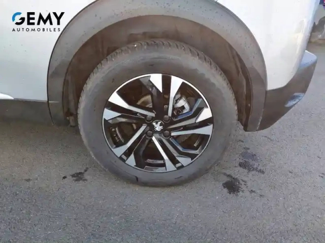 Peugeot 2008 puretech 130 s&amp;s eat8 — photo 11
