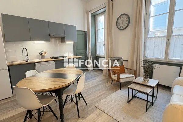 Appartement meublé 2 pièces 45 m²