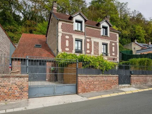 Maison 7 pièces 160 m²