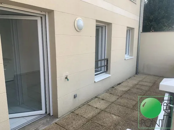 Appartement Location Lisses 2p 33m² 710€