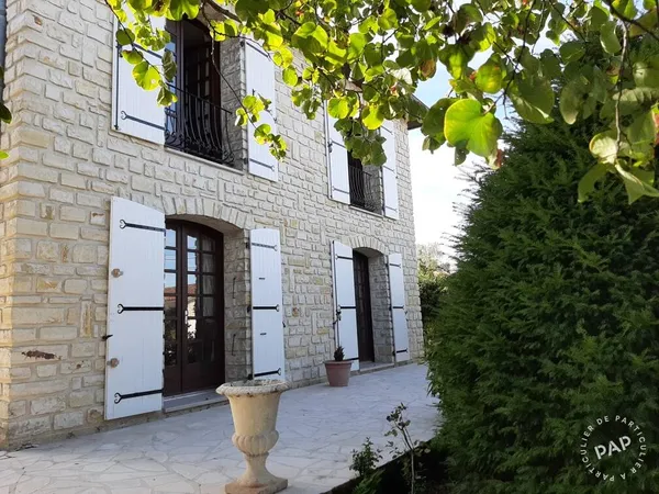 Maison 6 pièces 230 m²