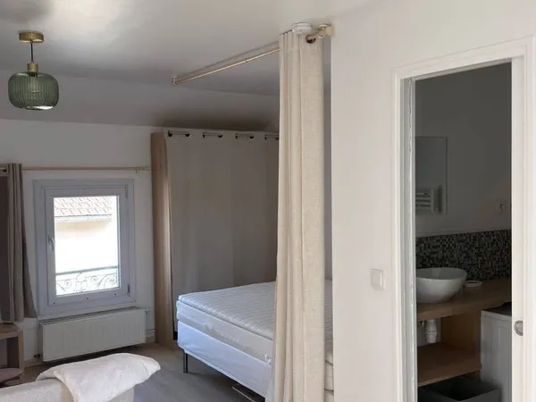Studio 1 pièce 25 m²