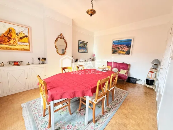 APPARTEMENT 160 M² STANDING + GARAGE & PARKING