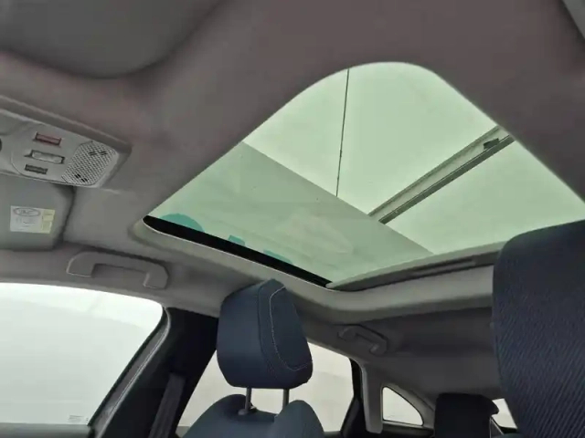 Citroën C4 e- 136 ch automatique — photo 61