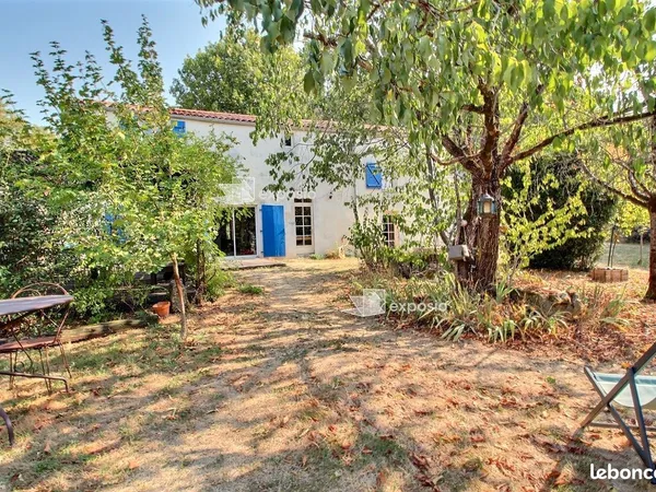 Maison 5 pièces 172 m²
