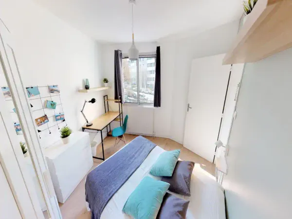 Loue chambre en colocation dans appartement