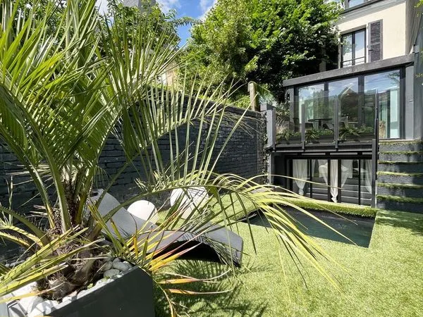 Maison coup de coeur . 6 pièces . 4 chambres . 118 m2