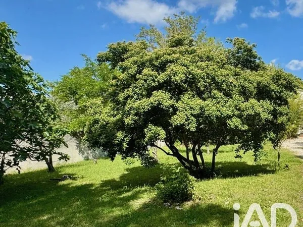 Terrain constructible 370 m²